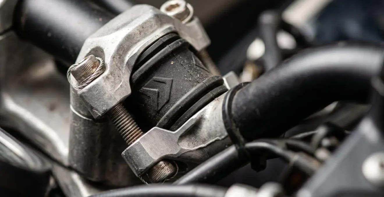 Hochwertige Motorrad-Halterung mit Vibrationsdämpfung für Navigationsgeräte